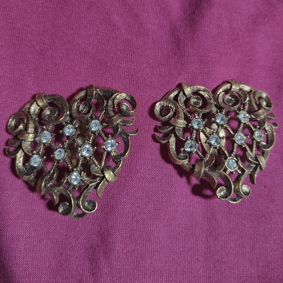 VTG Jose Barrera for Avon clip on earrings - Picture 1 of 3